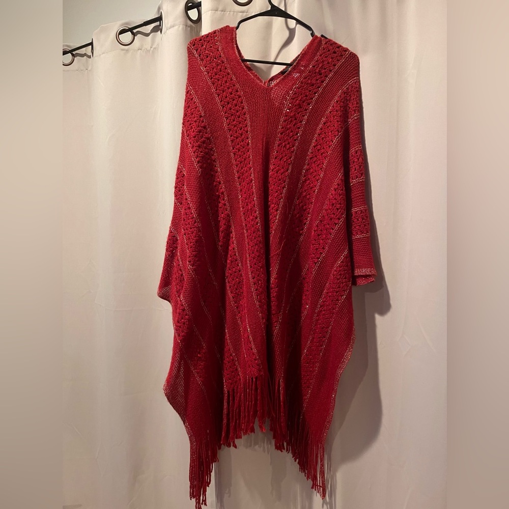 LIKE NEW! Red Shaw! Perfect for the holidays! One Size